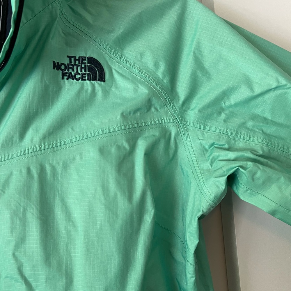 The North Face Mint Green Hyvent Outdoor Rain Jacket Small - Picture 4 of 11